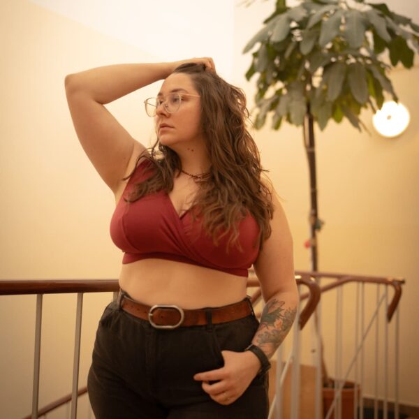 Wzmocniony top do karmienia piersią Hestia - czerwone wino